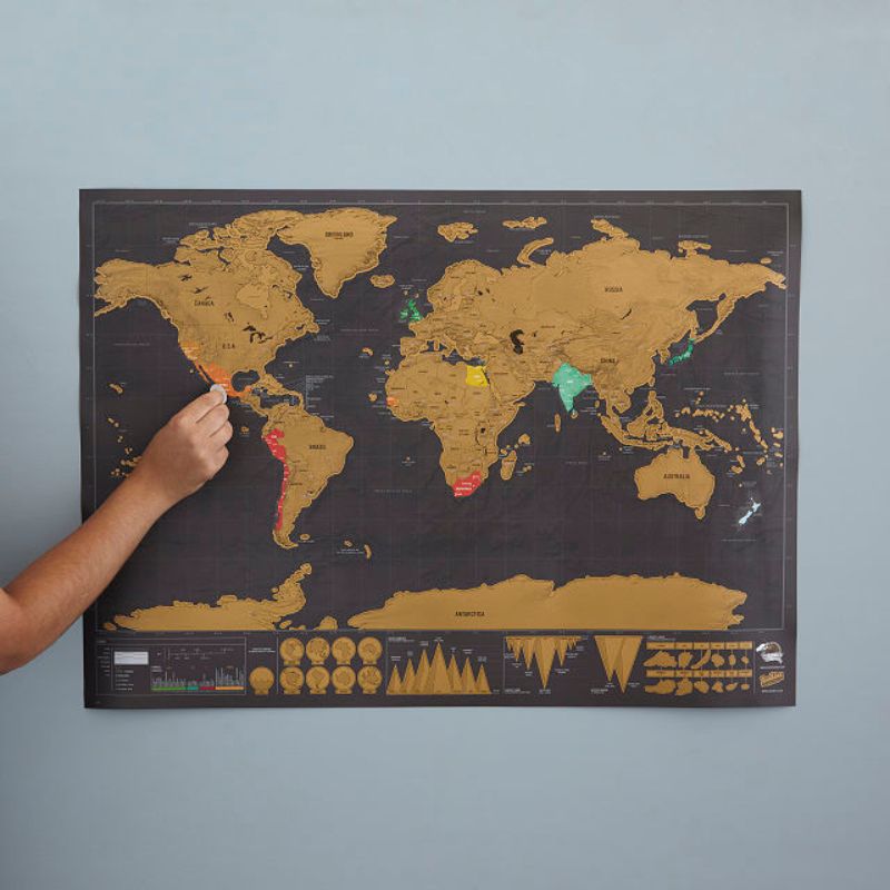Скреч карта на света със знамена 58х83 см